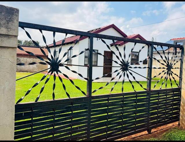 2 BEDROOM PROPERTY TO RENT IN DAWN PARK